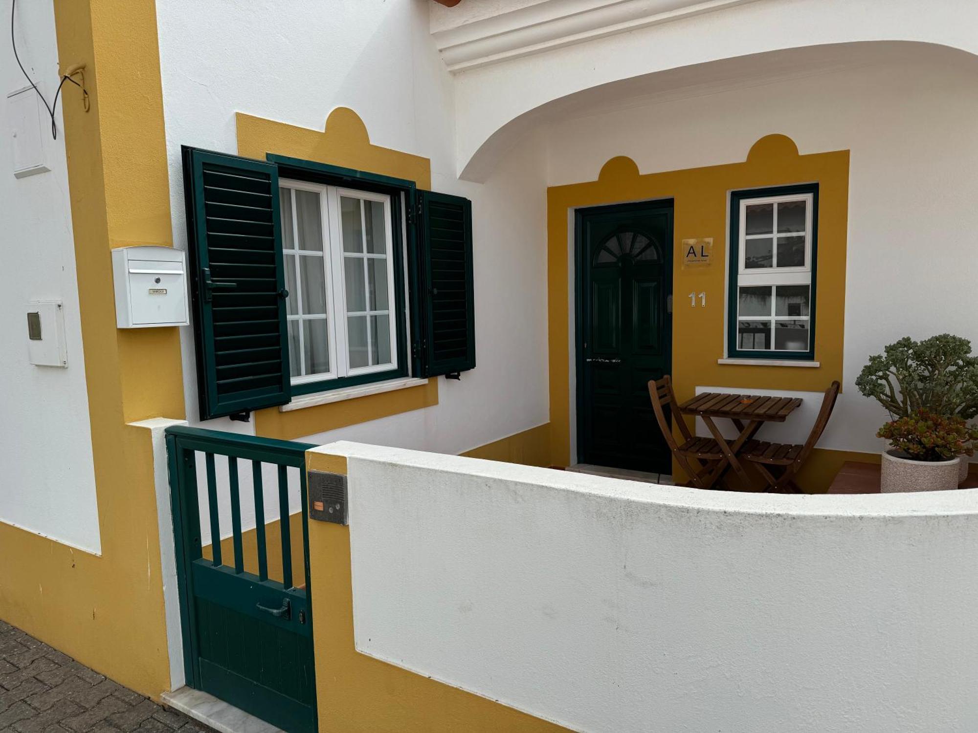 Quarto Duplo Com Terraco E Casa De Banho Privativa - Em Casa De Praia Em Almograve - Trilho Dos Pescadores Одемира Экстерьер фото